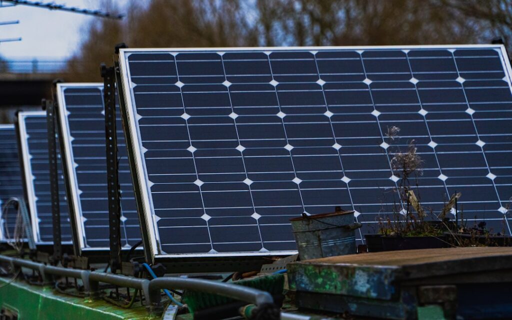 Leven zonder het stroomnet met off grid zonnepanelen